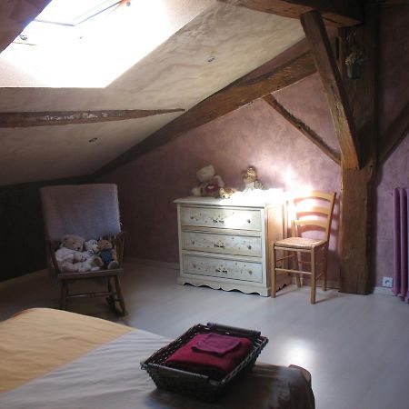 Bed and Breakfast La Croix De Camargue Орадур-сюр-Глан Экстерьер фото